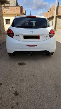 voitures-peugeot-208-2019-allure-facelift-oran-algerie