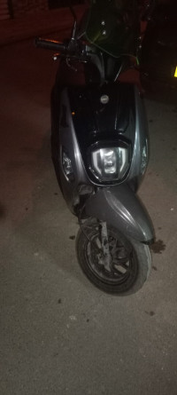 motos-et-scooters-estate-2-vms-2023-birkhadem-alger-algerie