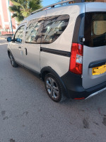 voitures-renault-kangoo-2024-stepway-constantine-algerie