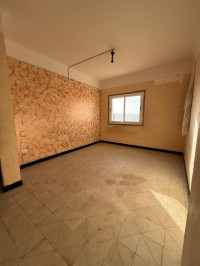 appartement-vente-f3-sidi-bel-abbes-algerie