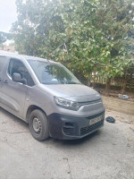 voitures-fiat-doblo-2024-dar-el-beida-alger-algerie