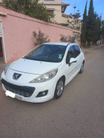 voitures-peugeot-207-2012-allure-oran-algerie