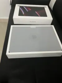 MacBook Pro 16" / M2 Max Neuf