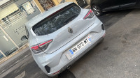 voitures-renault-clio-5-2024-evolution-gris-nardo-draria-alger-algerie