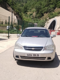 voitures-chevrolet-optra-4-portes-2006-medea-algerie