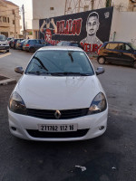 voitures-renault-clio-campus-2012-bye-zeralda-alger-algerie