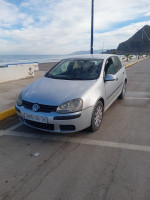 moyenne-berline-volkswagen-golf-5-2006-souk-el-thenine-bejaia-algerie