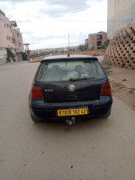 moyenne-berline-volkswagen-golf-4-2002-kolea-tipaza-algerie