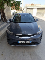 voitures-kia-stonic-2021-tt-3-anons-bordj-bou-arreridj-algerie