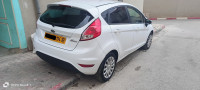 voitures-ford-fiesta-2014-trend-look-cheraga-alger-algerie