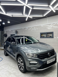 voitures-volkswagen-t-roc-2021-active-bouira-algerie