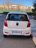 mini-citadine-hyundai-i10-2014-batna-algerie