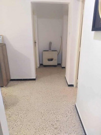 appartement-location-f3-alger-said-hamdine-algerie