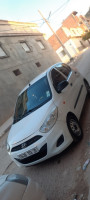 mini-citadine-hyundai-i10-2013-sig-mascara-algerie