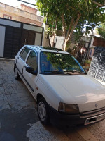 voitures-renault-clio-1-1995-draa-el-mizan-tizi-ouzou-algerie