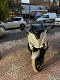 motos-et-scooters-yamaha-tmax-2019-batna-algerie