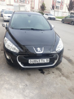 moyenne-berline-peugeot-308-2014-setif-algerie