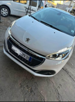 voitures-peugeot-208-2019-allure-facelift-oran-algerie