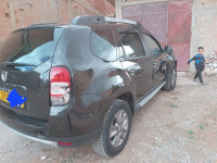 voitures-dacia-duster-2014-tiaret-algerie