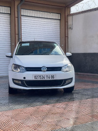 voitures-volkswagen-polo-2014-life-bejaia-algerie