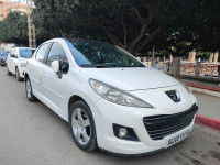 voitures-peugeot-207-2011-zeralda-alger-algerie