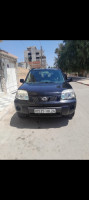 voitures-nissan-x-trail-2010-guelma-algerie