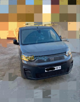 voitures-fiat-doblo-2023-bejaia-algerie