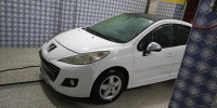 voitures-peugeot-207-2011-allure-jijel-algerie