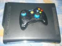xbox 360 Elite  & 120GO 1 Manette 
