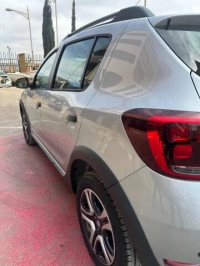 voitures-dacia-sandero-2023-stepway-thechroud-djelfa-algerie