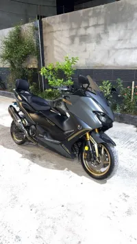 Yamaha Tmax 2021