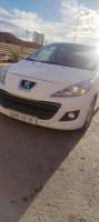 voitures-peugeot-207-2012-sidi-bel-abbes-algerie