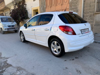 voitures-peugeot-207-2012-allure-kais-khenchela-algerie