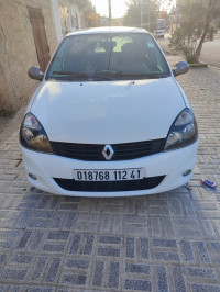 voitures-renault-clio-campus-2012-bye-sedrata-souk-ahras-algerie