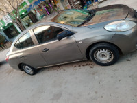 voitures-nissan-sunny-2014-berrouaghia-medea-algerie