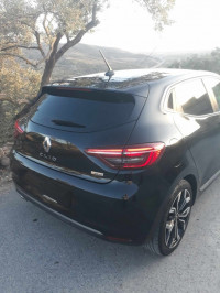 voitures-renault-clio-5-2021-tecno-seddouk-bejaia-algerie