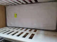 Lit bébé avec sa commode de rangement 