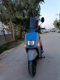 motos-et-scooters-cuxi-vms-2023-hamma-bouziane-constantine-algerie