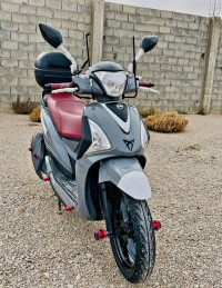 motos-et-scooters-sym-st-2023-ain-azel-setif-algerie