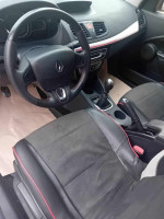 moyenne-berline-renault-megane-3-2014-new-play-boufarik-blida-algerie