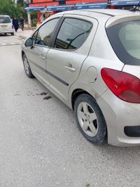 سيارات-peugeot-207-2007-premium-قالمة-الجزائر