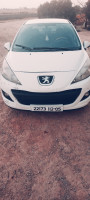 voitures-peugeot-207-2012-new-active-laghouat-algerie