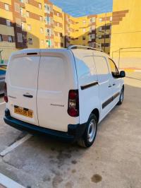 utilitaire-peugeot-b9-2015-chiffa-blida-algerie