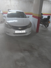 voitures-chevrolet-optra-5-portes-2014-sidi-bel-abbes-algerie