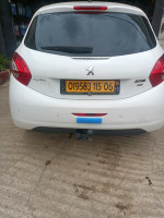 voitures-peugeot-208-2015-ouzellaguen-bejaia-algerie