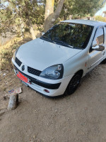 voitures-renault-clio-2-2003-oum-toub-skikda-algerie