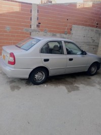 سيارات-hyundai-accent-2008-gls-أولاد-دحمان-برج-بوعريريج-الجزائر