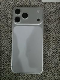 هواتف-ذكية-apple-17pro-max-الخروب-قسنطينة-الجزائر