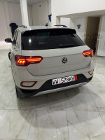 voitures-volkswagen-t-roc-2023-batna-algerie