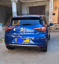 voitures-renault-clio-5-2023-rs-line-ain-tadles-mostaganem-algerie